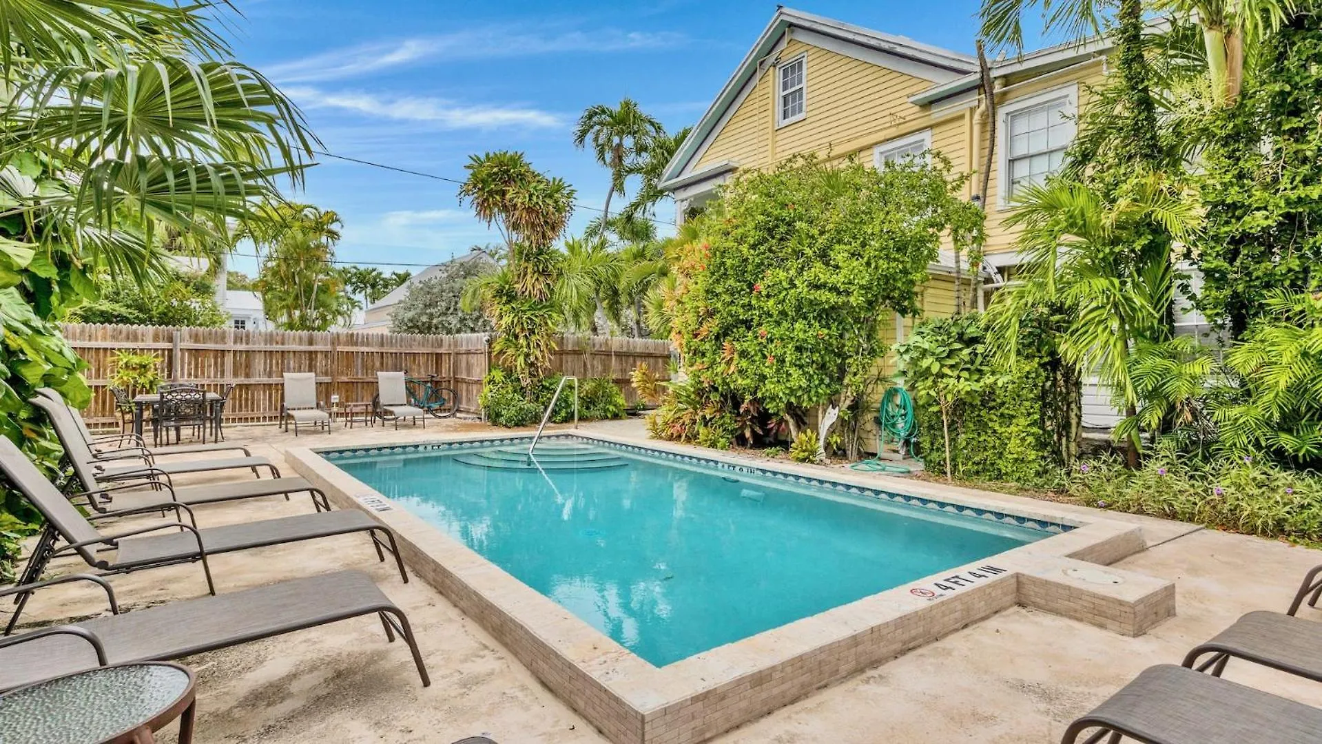 Kokomo Suite By Last Key Realty Key West 0*,