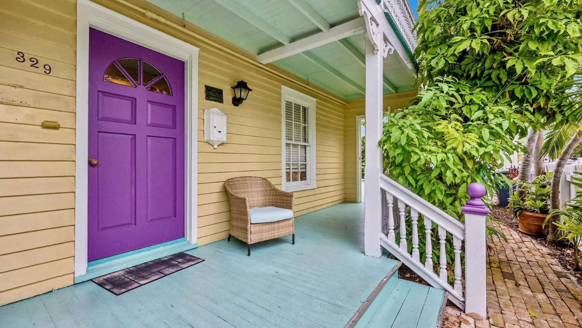 Kokomo Suite By Last Key Realty Key West